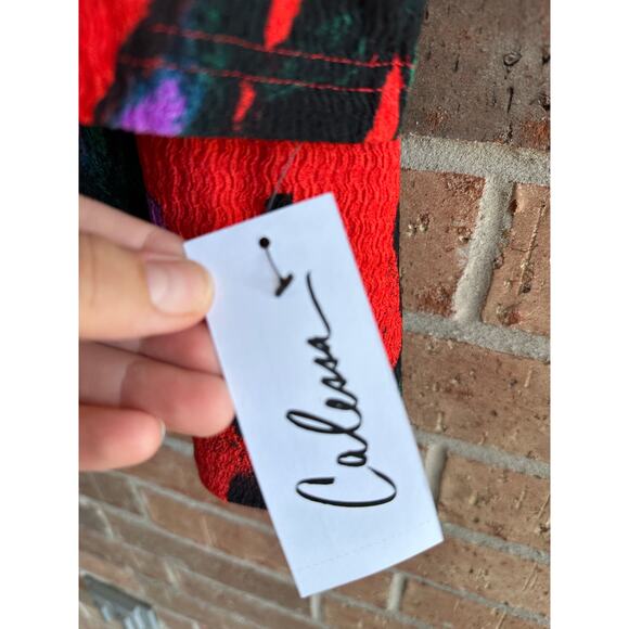 Calessa Red Design Blouse 1X - Picture 4 of 4